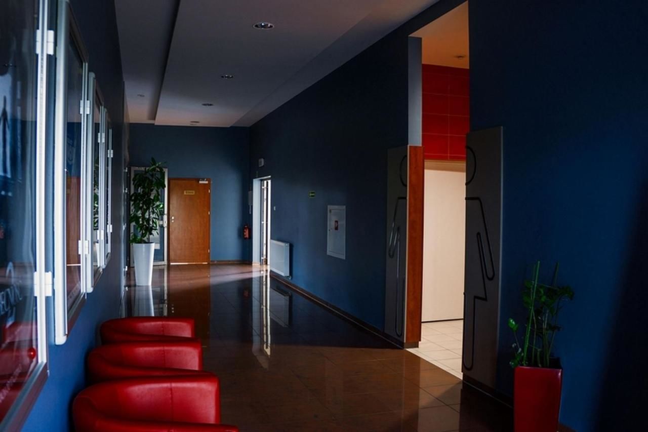 Отель Hotel Planeta Бжеско-24