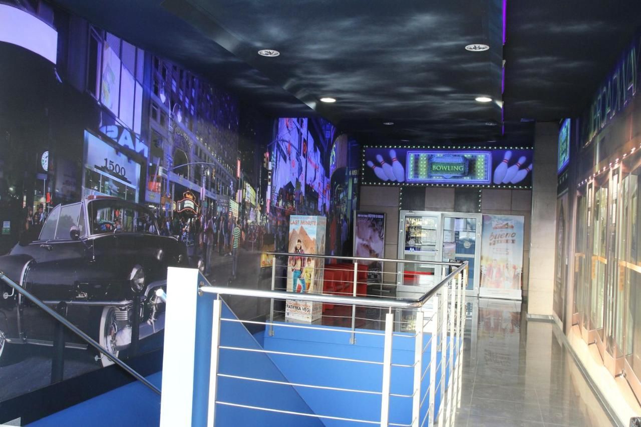 Отель Hotel Planeta Бжеско-40